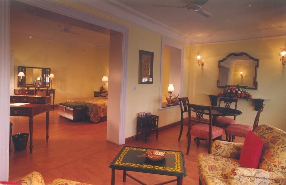 The Lalit Grand Palace 40/68