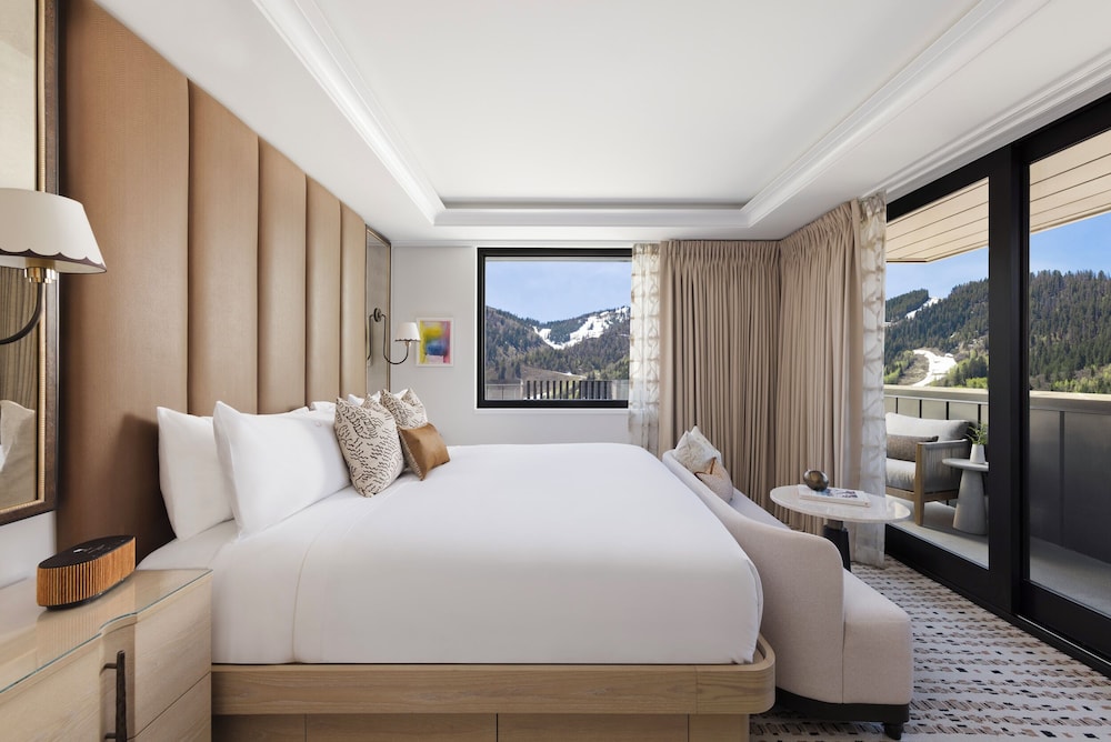 Ajax, Penthouse, Twin Beds, 2 King Beds