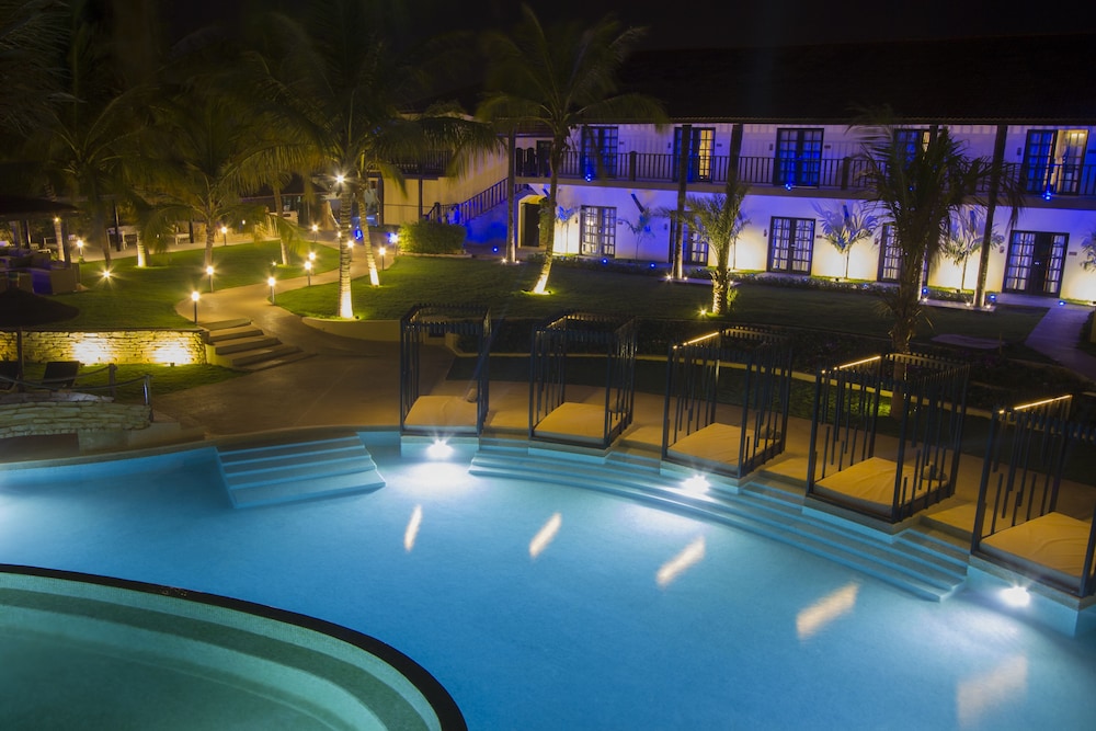 The Rhino Resort Hotel Spa 1/48