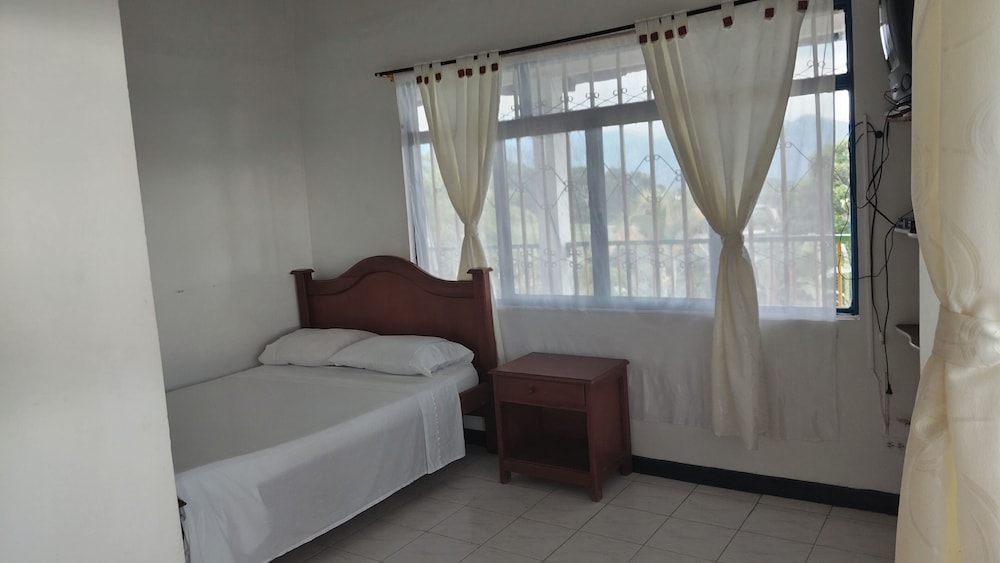 Finca Hotel La Moni 10/18