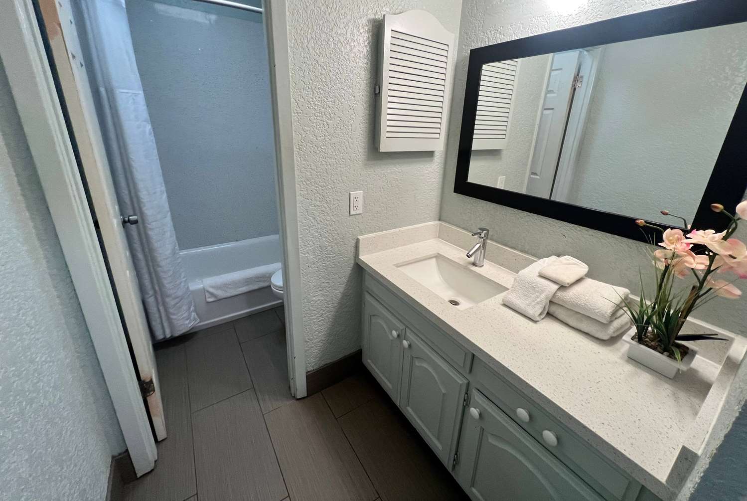 Days Inn Sulphur West 21/25