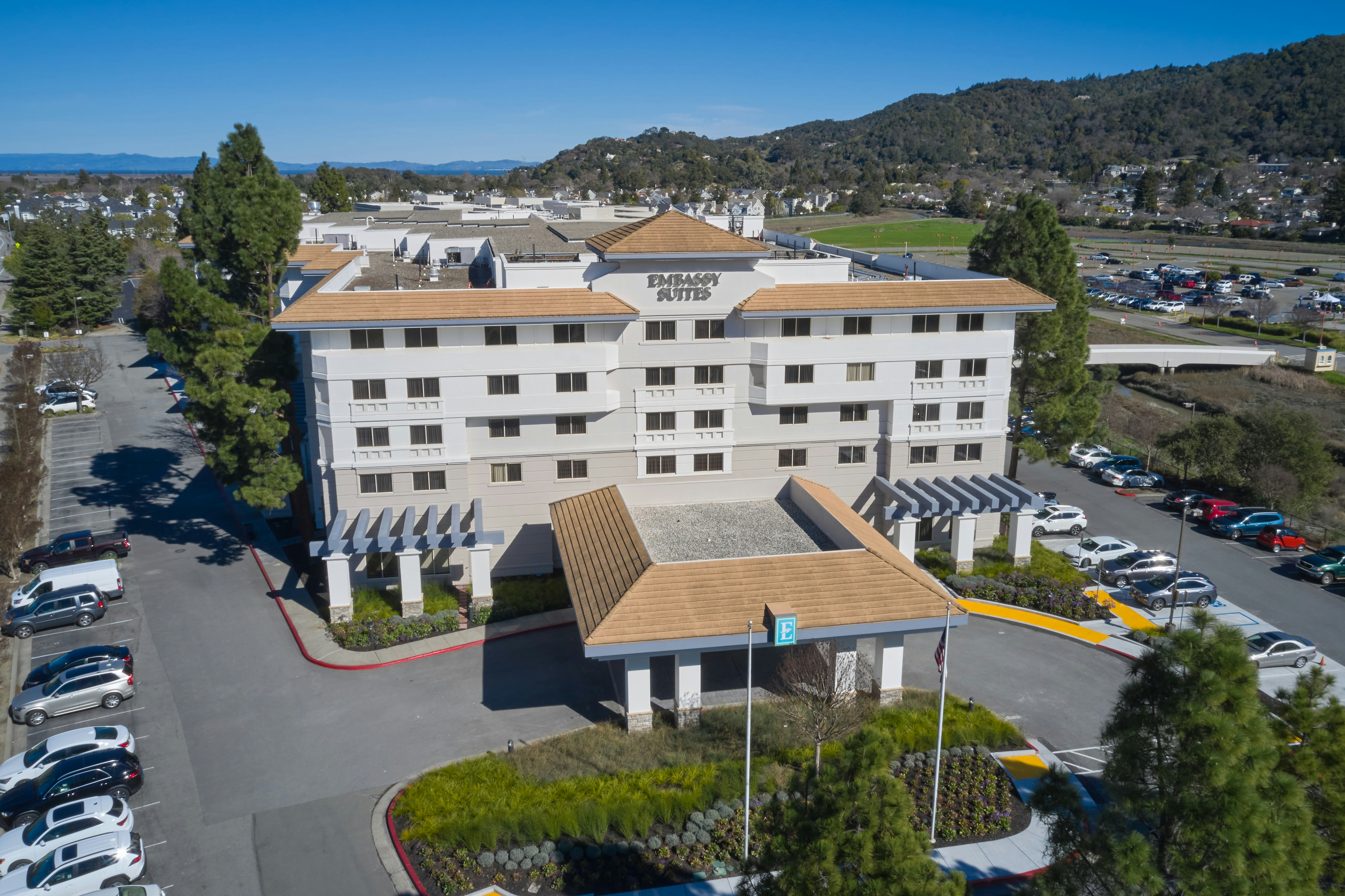 Embassy Suites by Hilton San Rafael at Marin Center 2/64