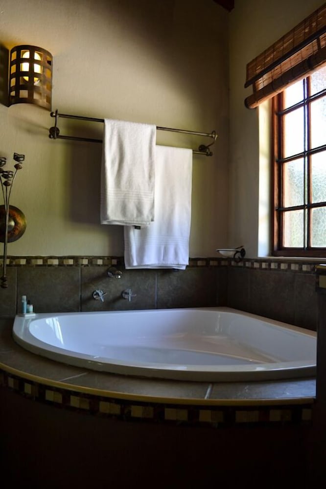 Wensleydale Guest Lodge 43/50