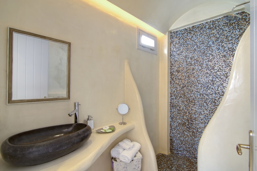Santorini Secret Premium - Adults Only 42/43