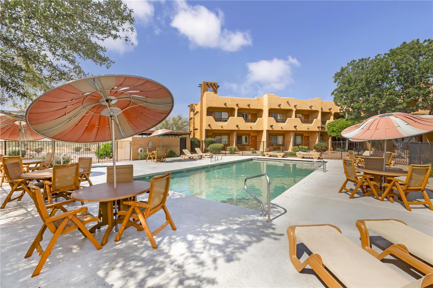Best Western Gold Canyon Inn & Suites 12/12
