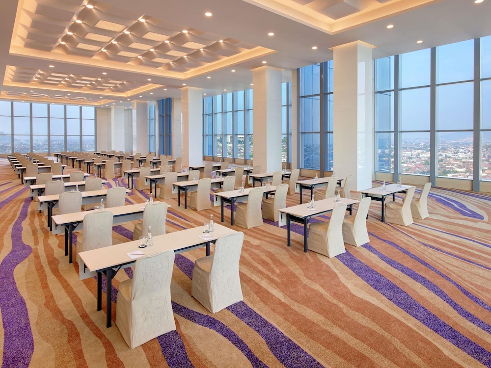 Grand Mercure Lampung 17/25