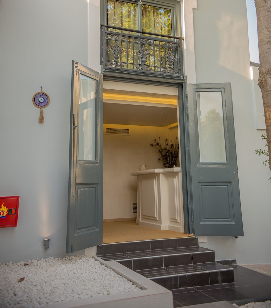 Panellinion Luxury Rooms 7/41