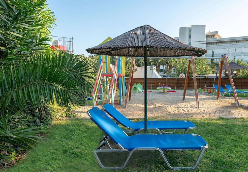 CHC Marilena Hotel 30/38