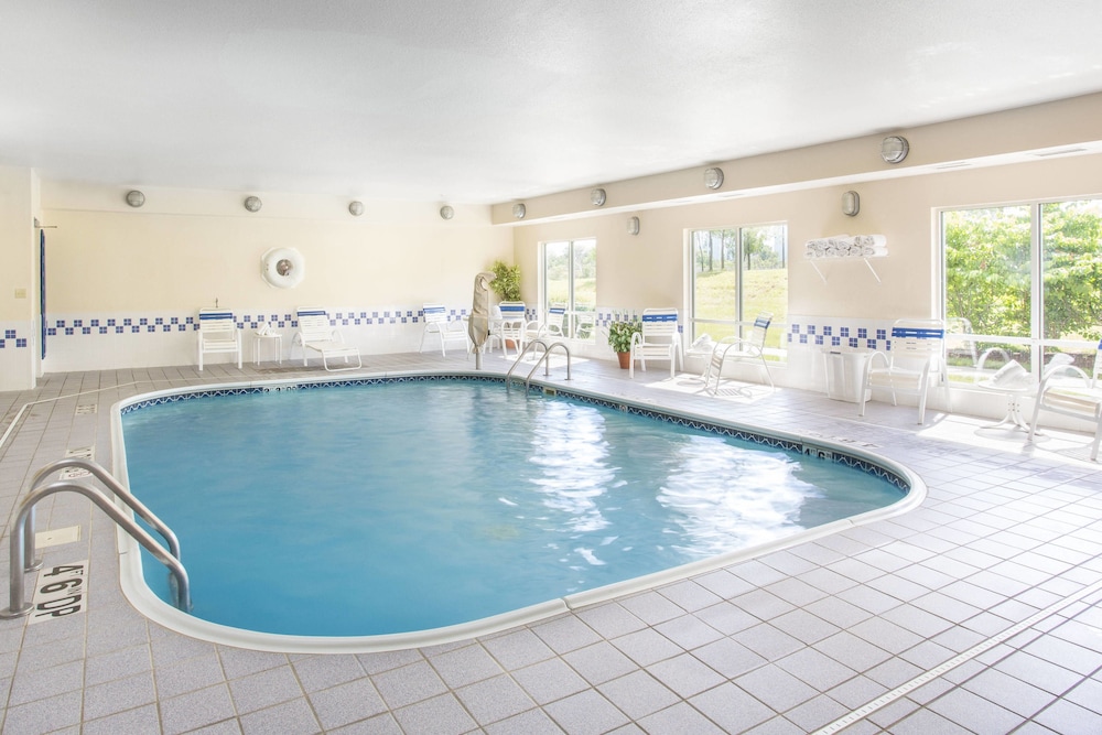 Fairfield Inn Middletown Monroe 2/11