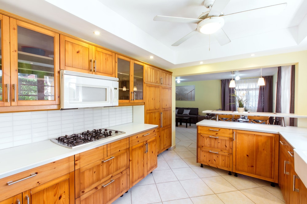 Beach Bungalows Los Corales 9/50