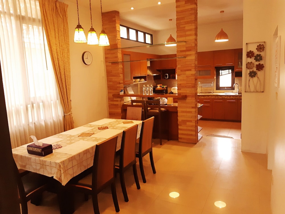Punnapha Pool Villa Pattaya 35/49