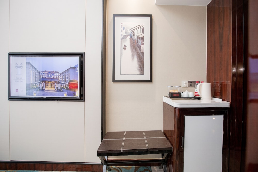 Hilton Garden lnn Tongxiang Wuzhen 8/50