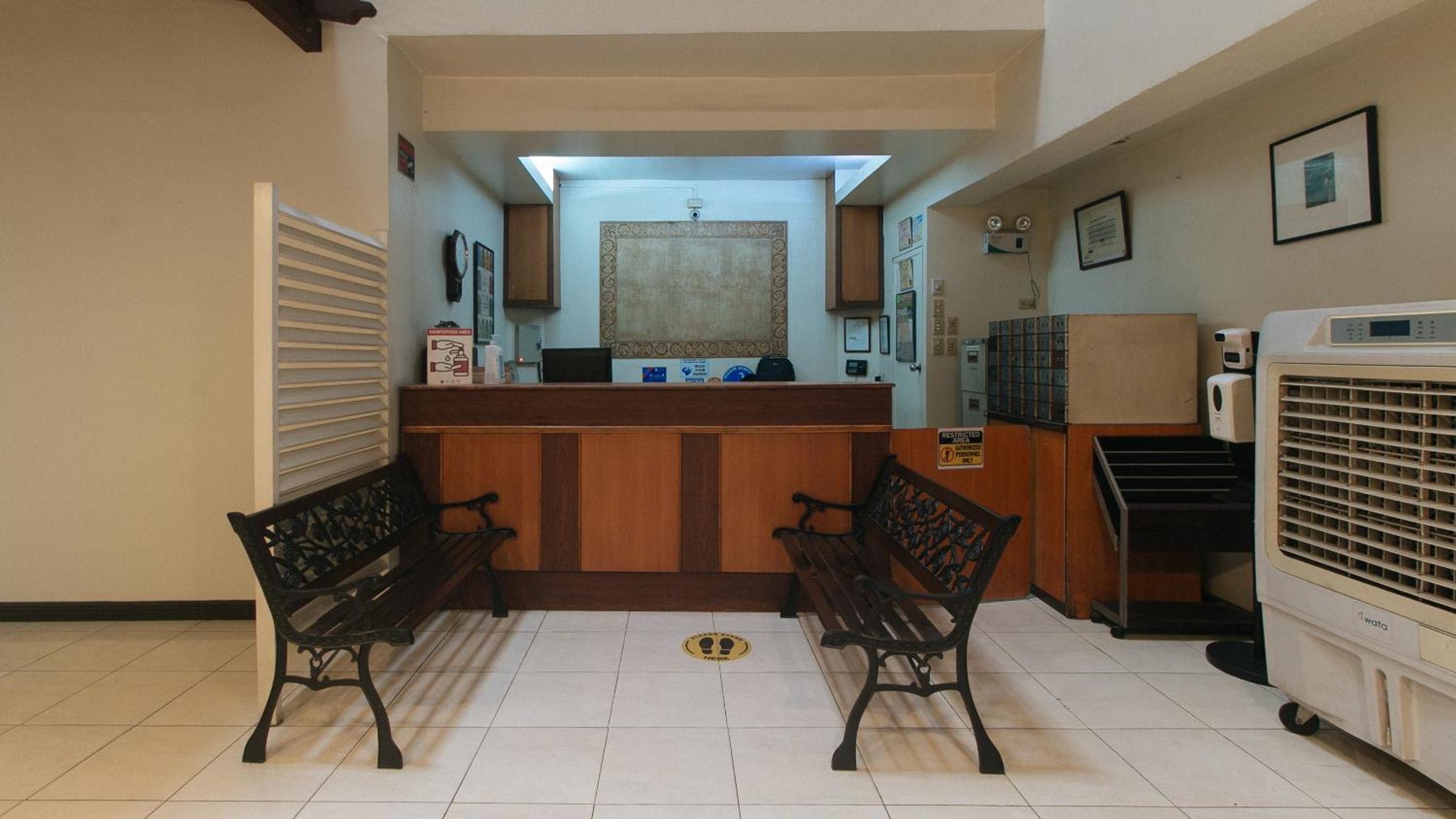 El Rico Suites 5/47