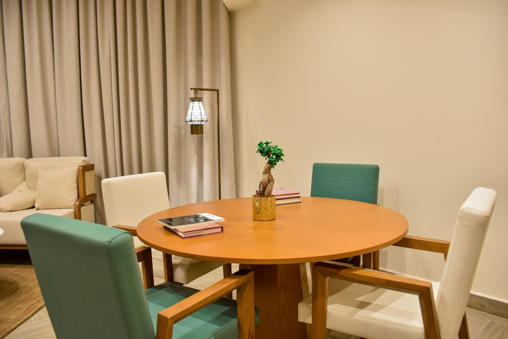 Western Hotel Liwa 31/50
