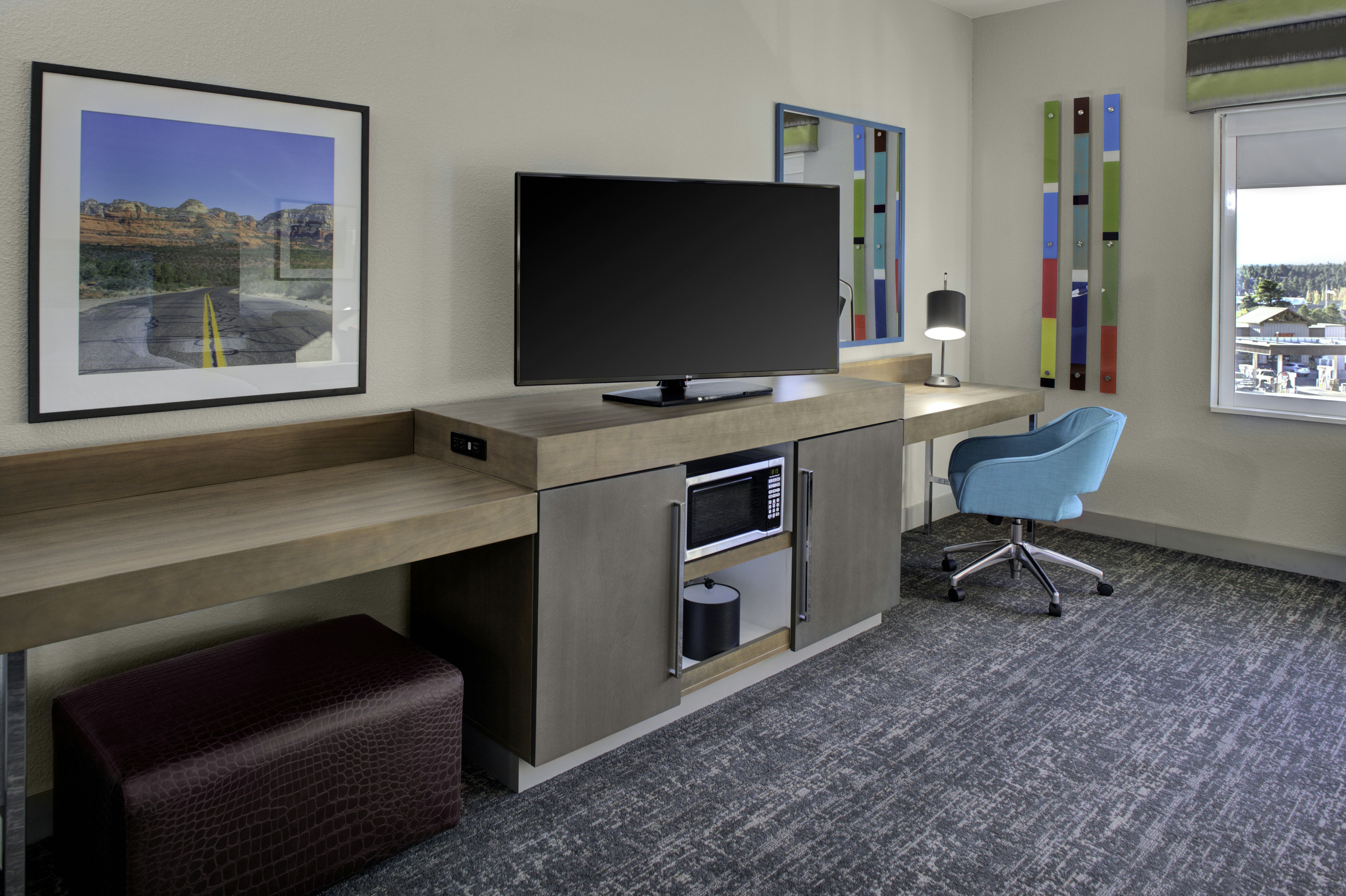 Hampton Inn Suites Flagstaff East Az 32/44