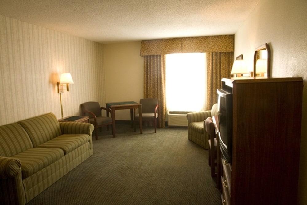 FairBridge Extended Stay a Kitchenette Hotel 27/44