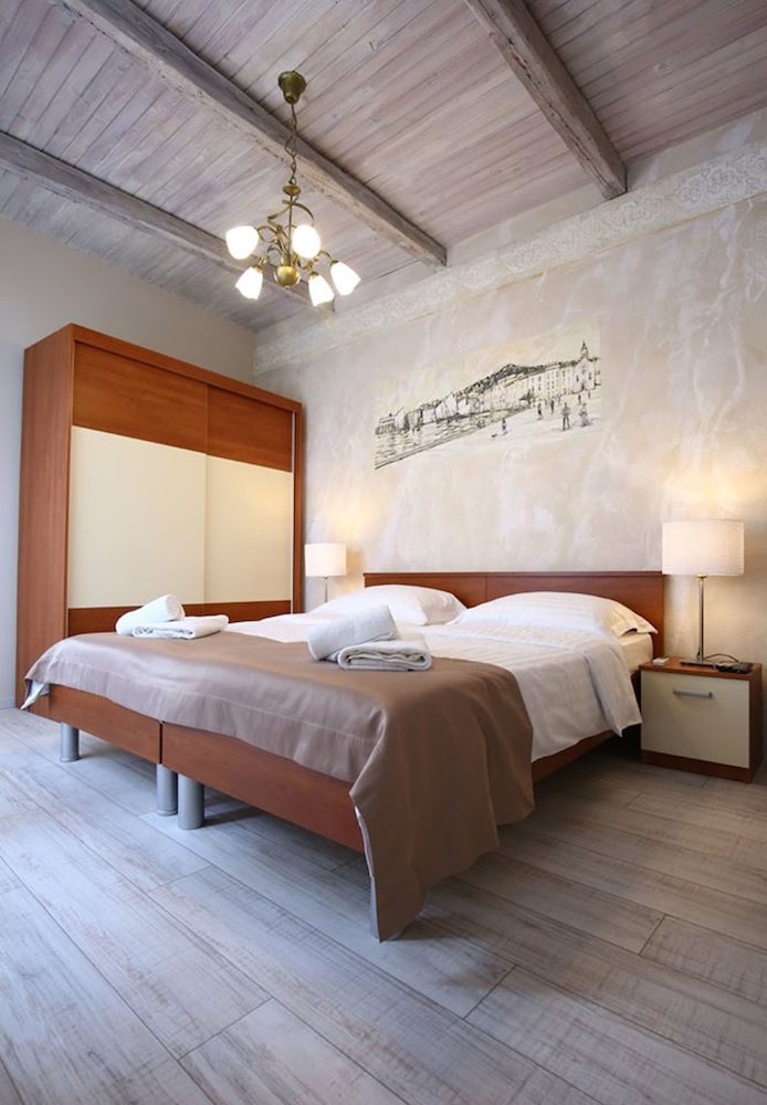 Luxury Lidija Rooms 15/50