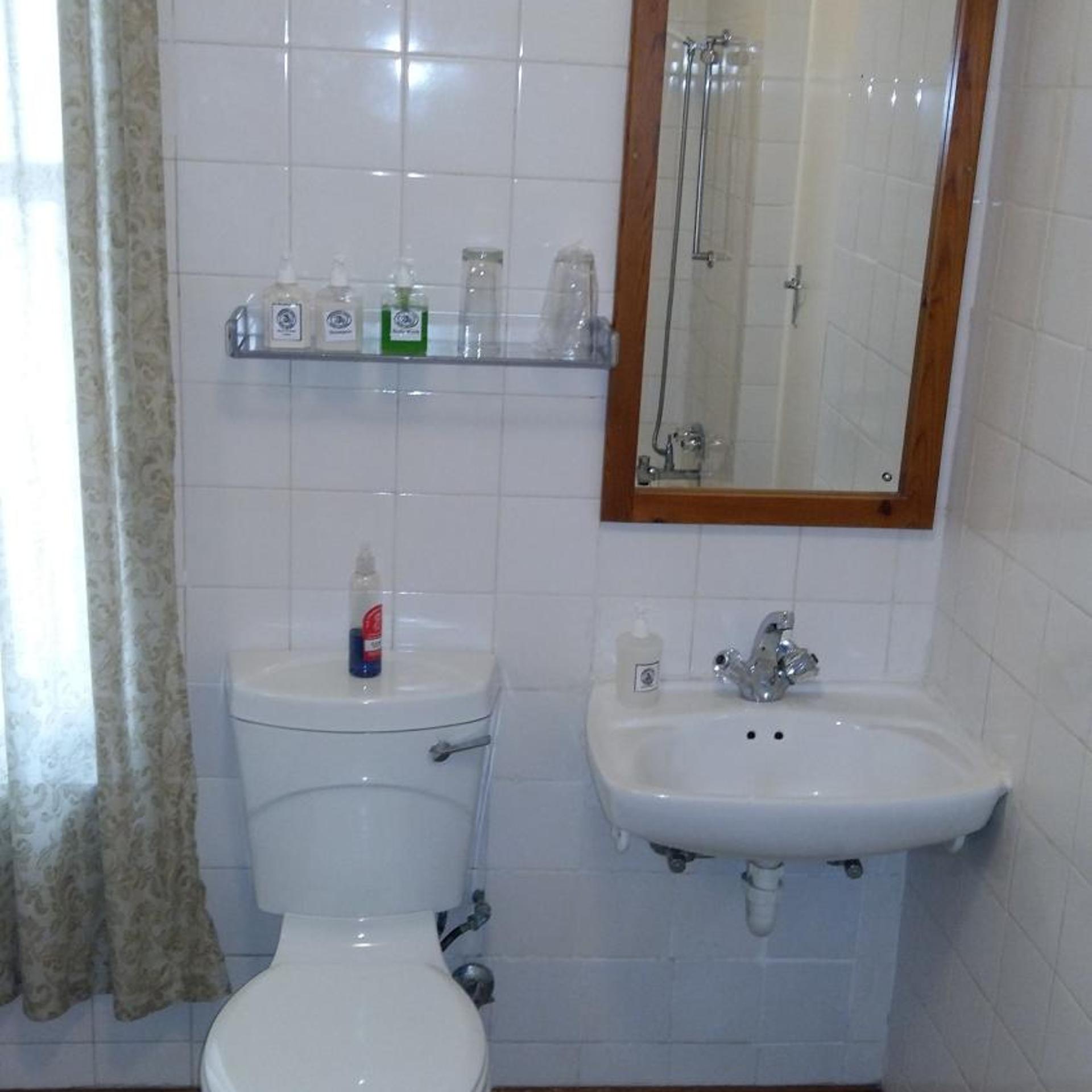 Albertinia Hotel 45/50