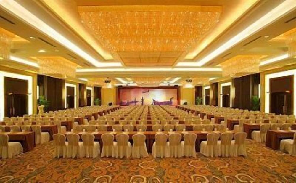 YaoJiang New Century Grand Hotel Zhuji 31/48