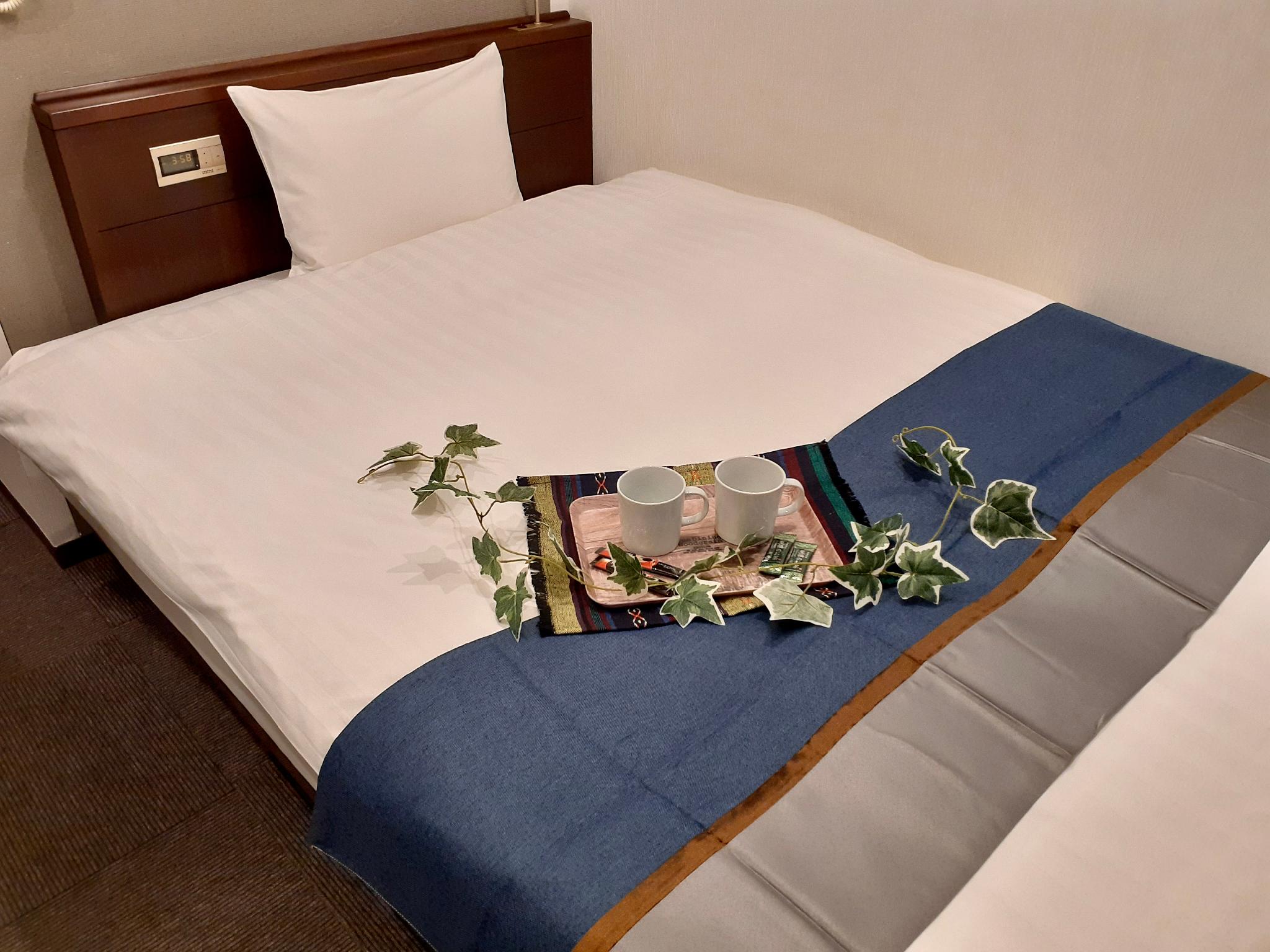 Semi Room, Standard, Semi Double Bed