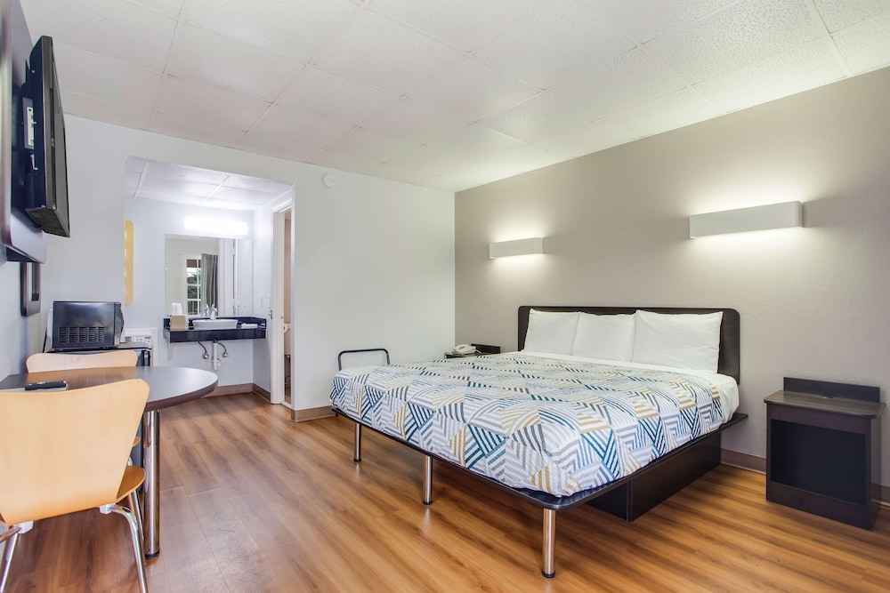Motel6 Walterboro, SC 21/37