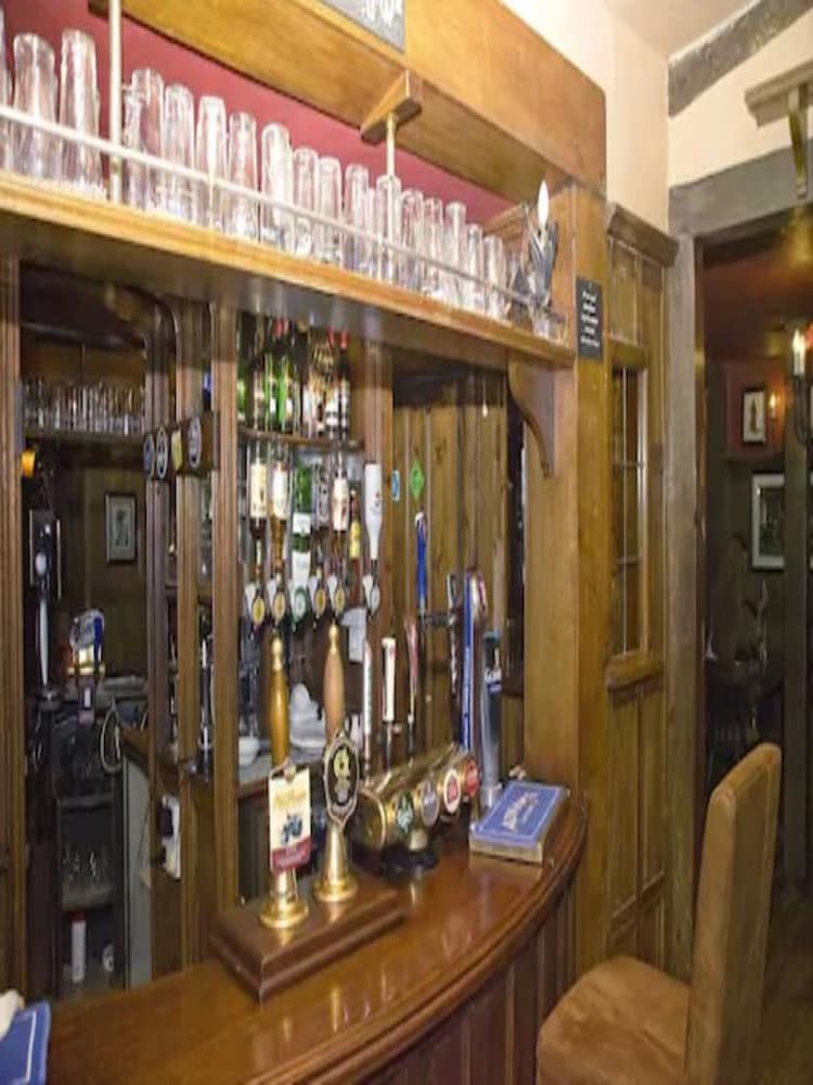 The White Hart Hotel 41/56