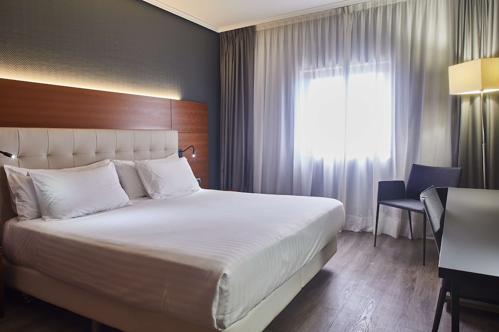 Silken Amara Plaza 26/68