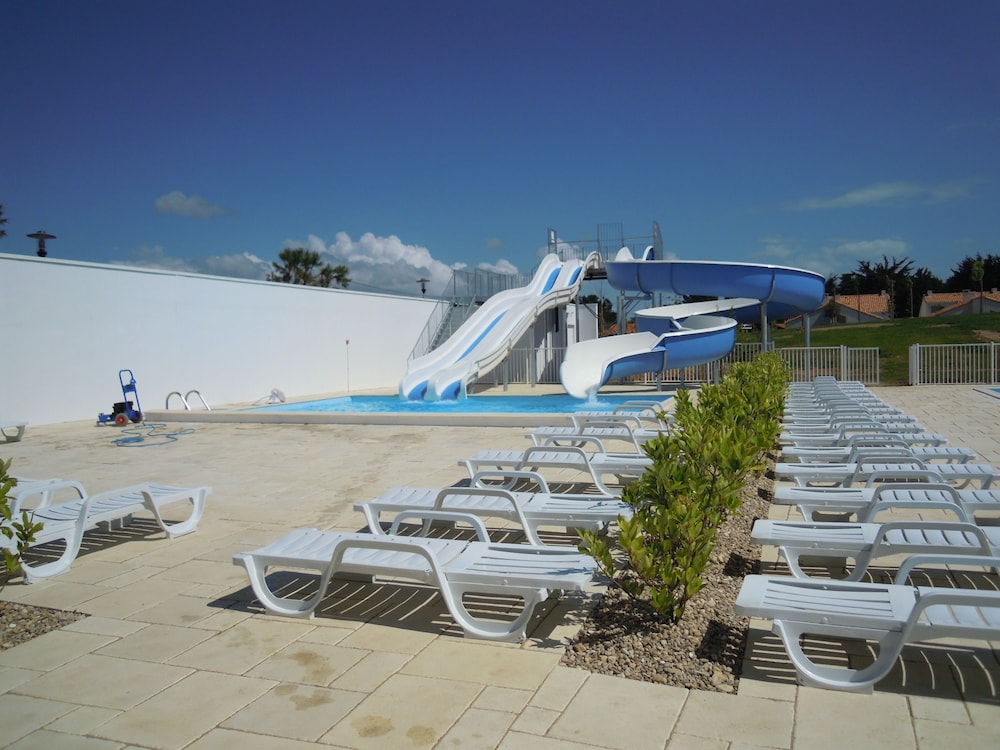 Residence Nemea Les Grands Rochers 25/33