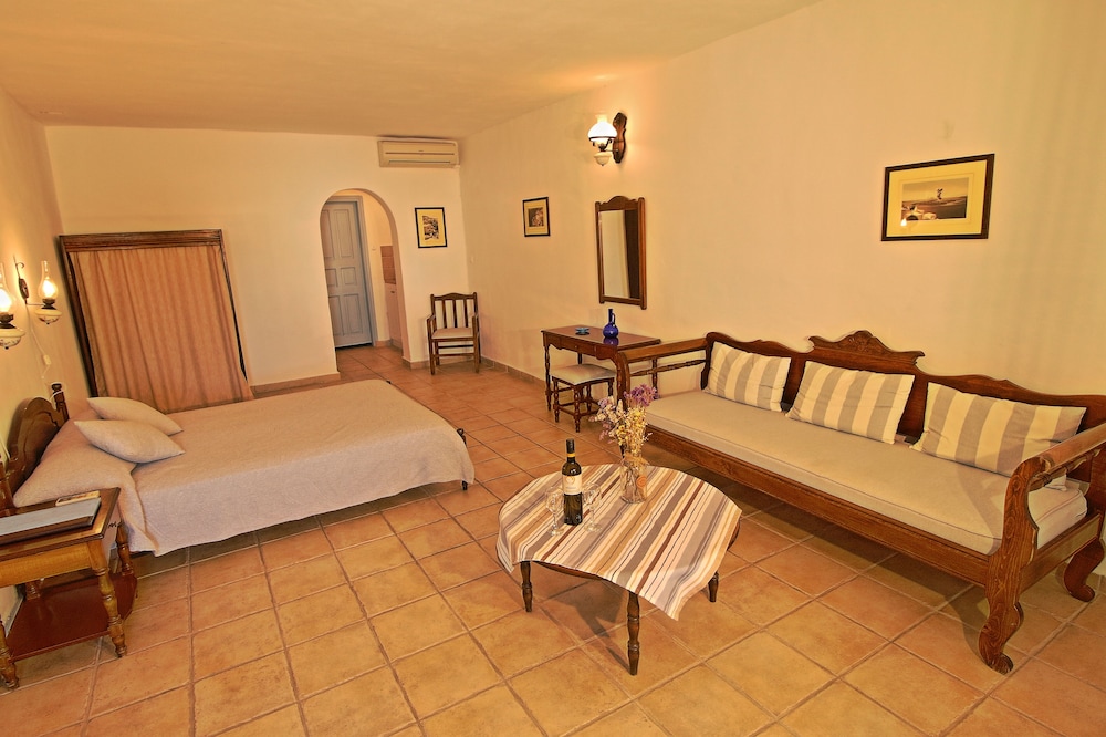 Aethrio Sunset Village Oia 58/87