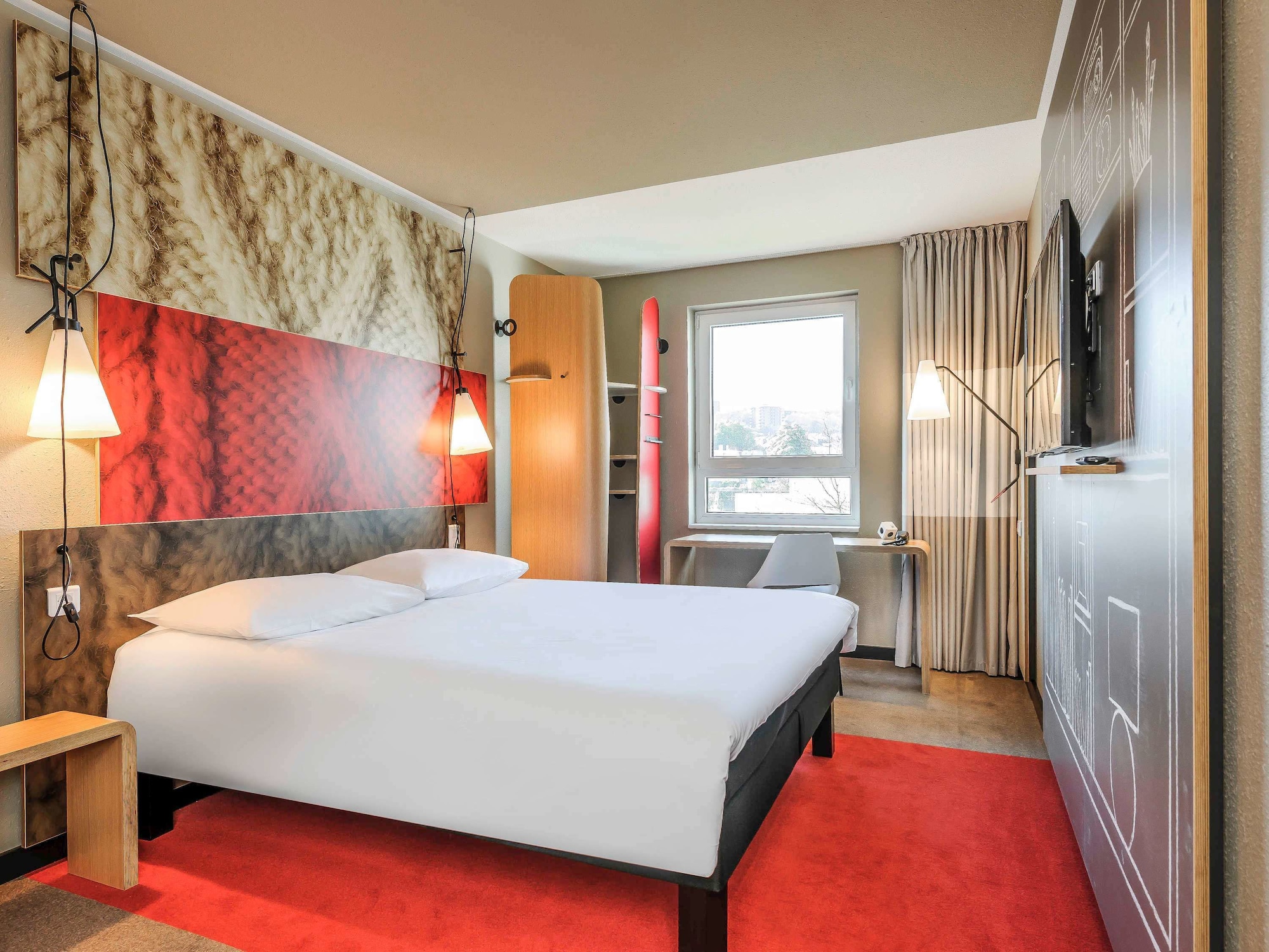 SWEET, DOUBLE BED
