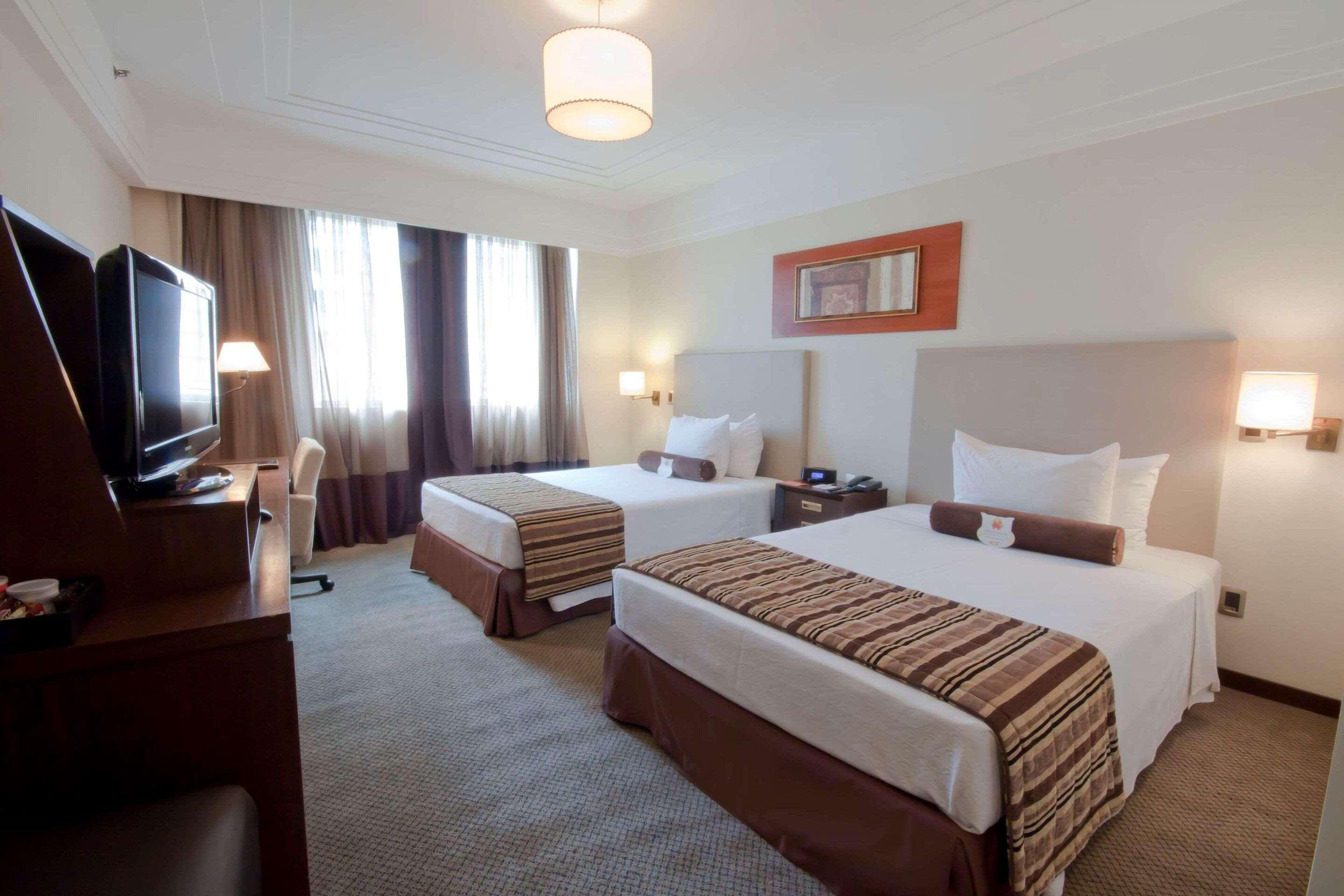 Standard, Twin Beds