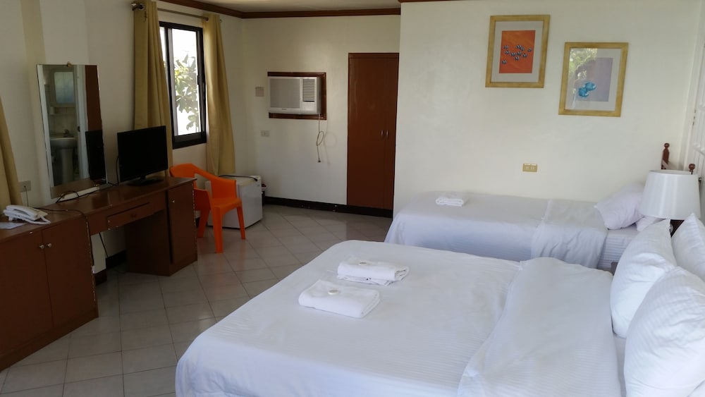 Marvins Seaside Inn 20/50