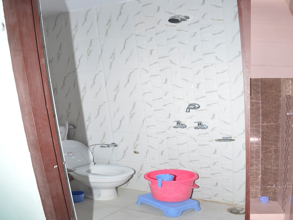 Hotel Mittal Inn 27/28