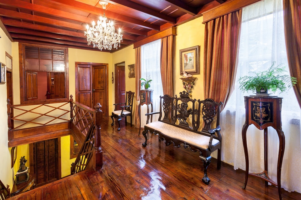 HOTEL EMBLEMATICO SAN MARCOS 54/66