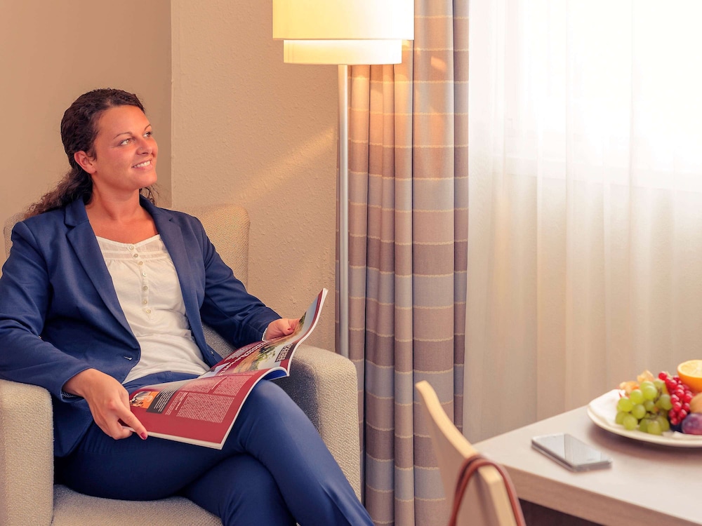 Mercure Hotel Frankfurt Eschborn Ost 7/49