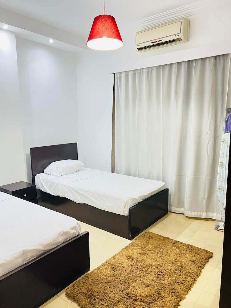 1 Bedroom, Family, Apartment, 4 Beds