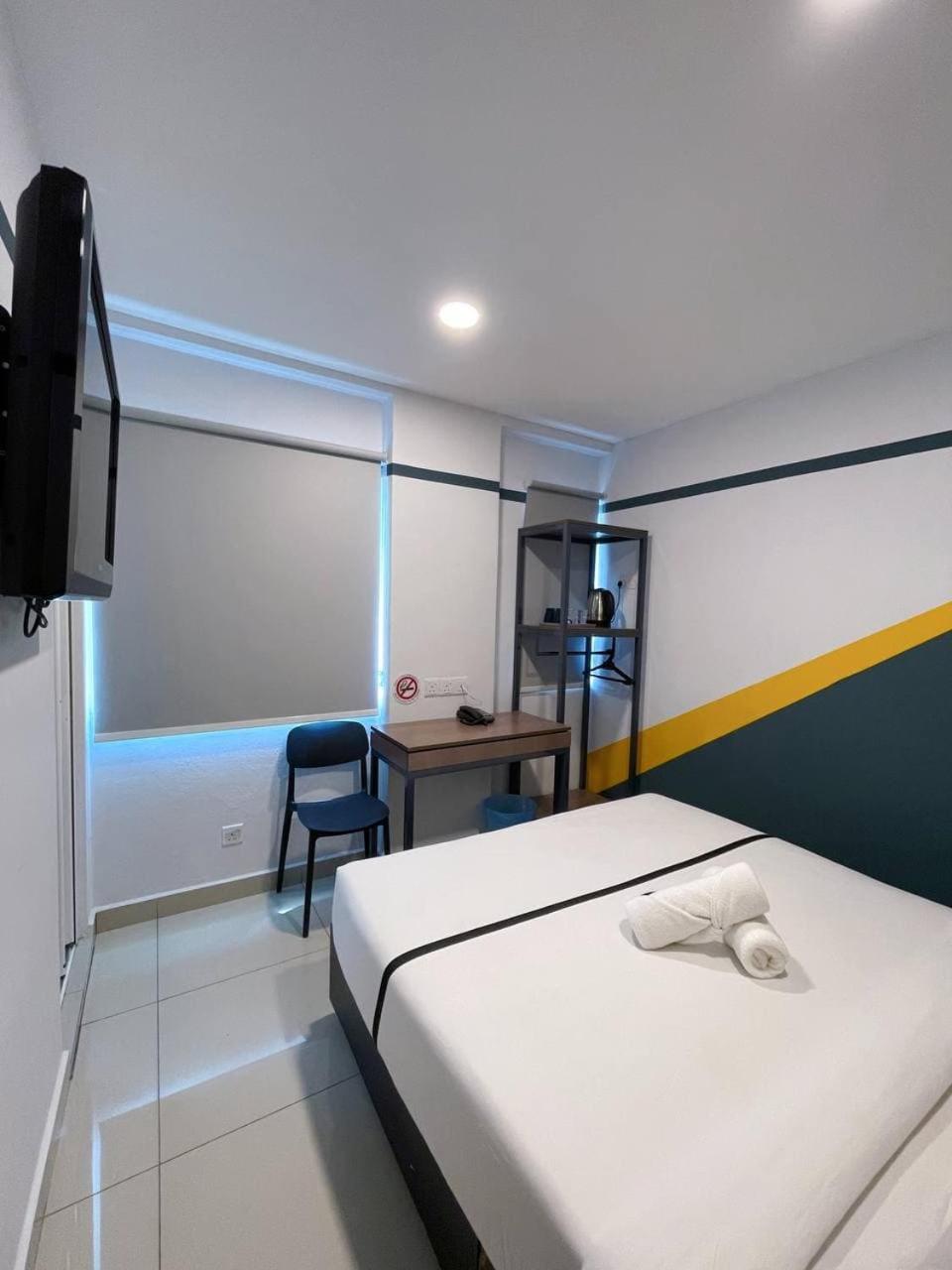 Smile Hotel Balakong Kajang 17/33