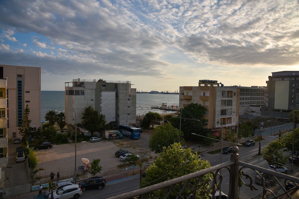 Hotel Lubjana 8/42