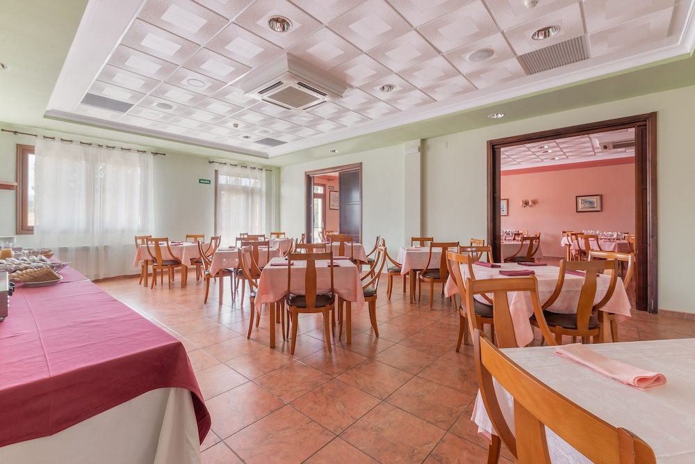 Hotel Puerta de Javalambre 23/30