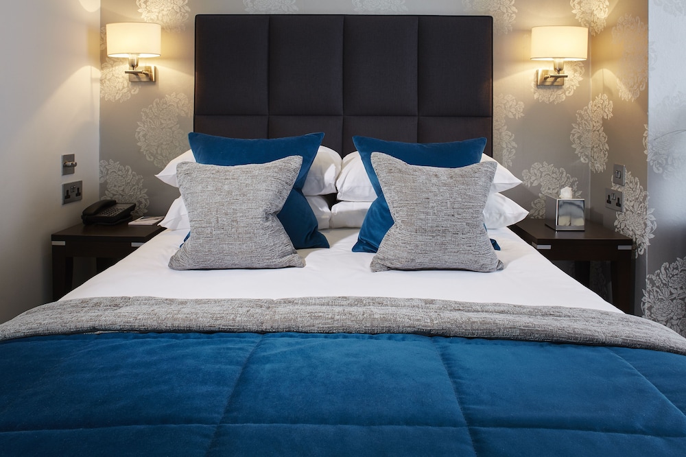 Mandolay Hotel Guildford 7/37