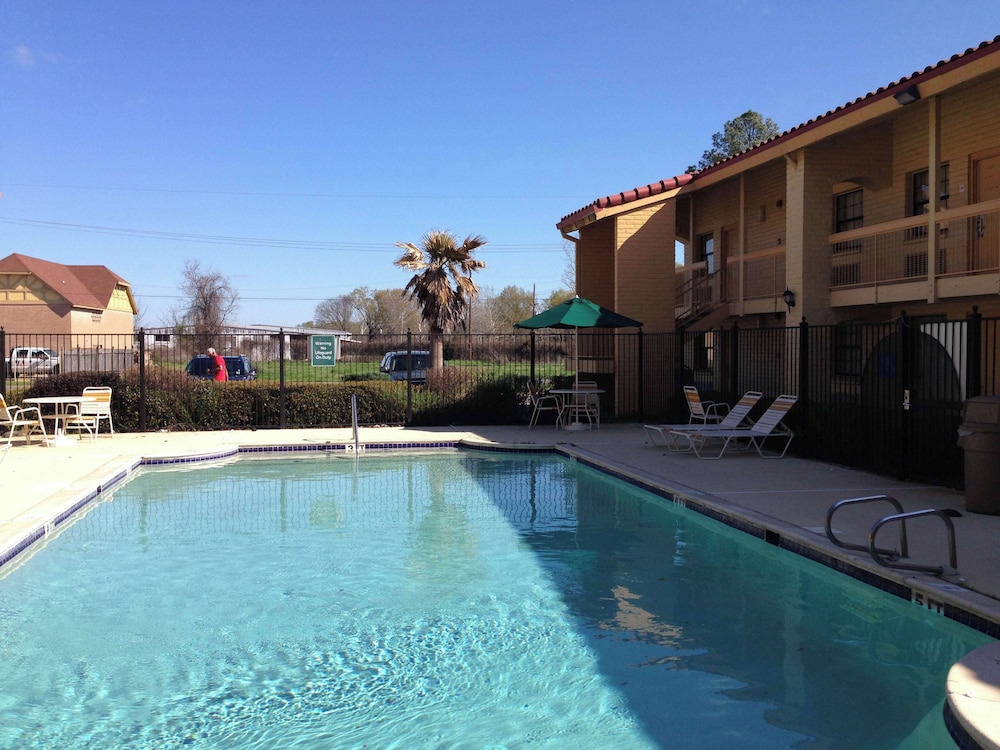 Motel6 Monroe, LA 33/40