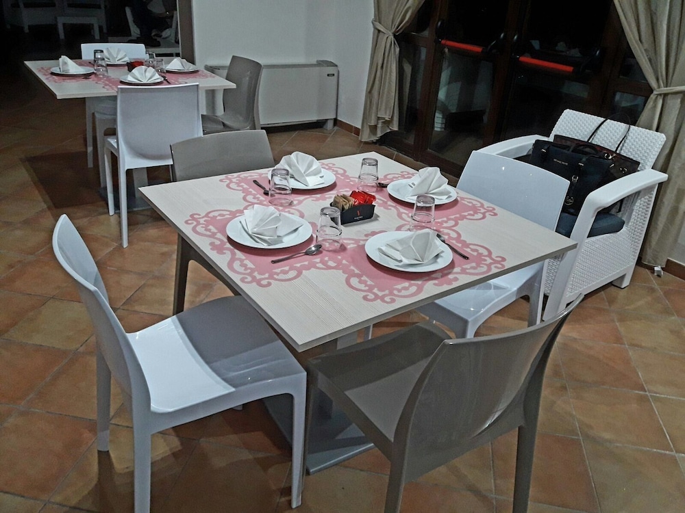 Hotel Achibea 30/50