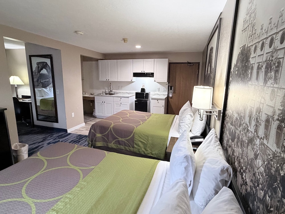 Super 8 By Wyndham Logan 10/25