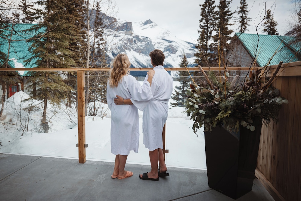 Emerald Lake Lodge 31/71