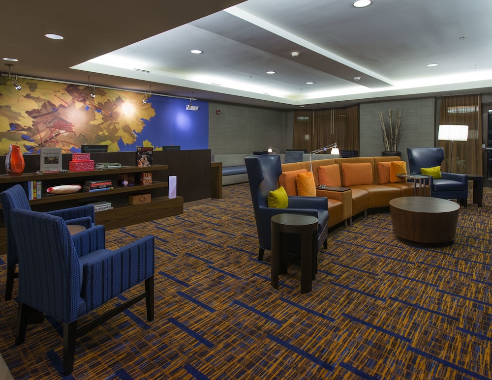 Courtyard By Marriott Winston-Salem Hanes Mall 49/66