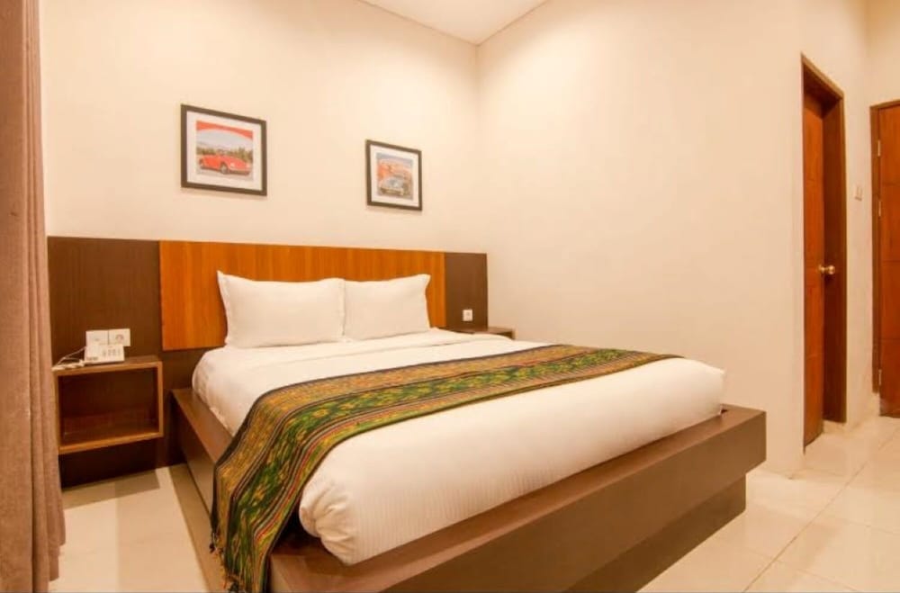 SUPERIOR, DOUBLE BED