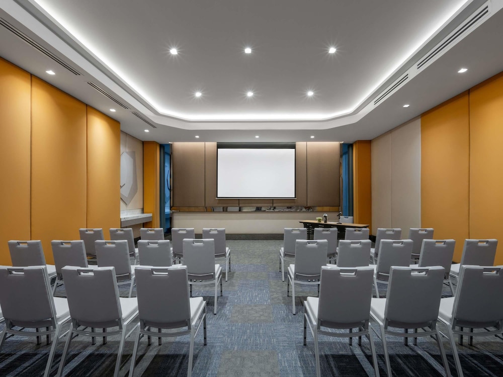 Novotel Rayong Star Convention Centre 31/46