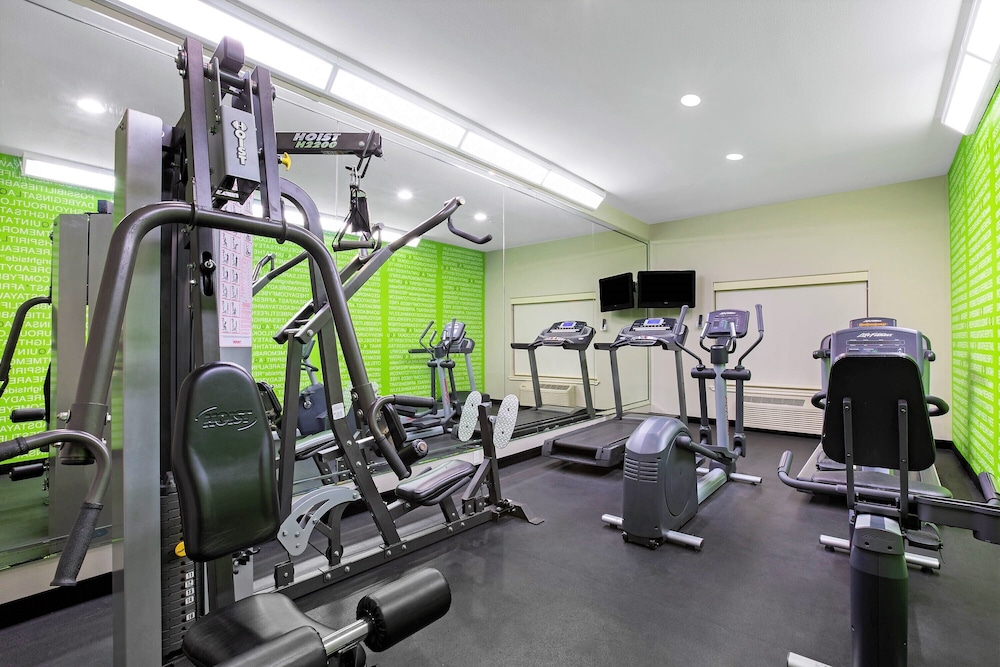 La Quinta Inn & Suites by Wyndham Pharr North McAllen 34/58