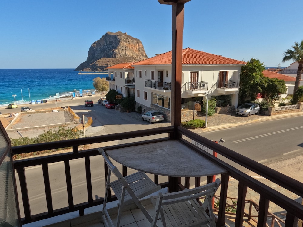The Flower Of Monemvasia 40/50