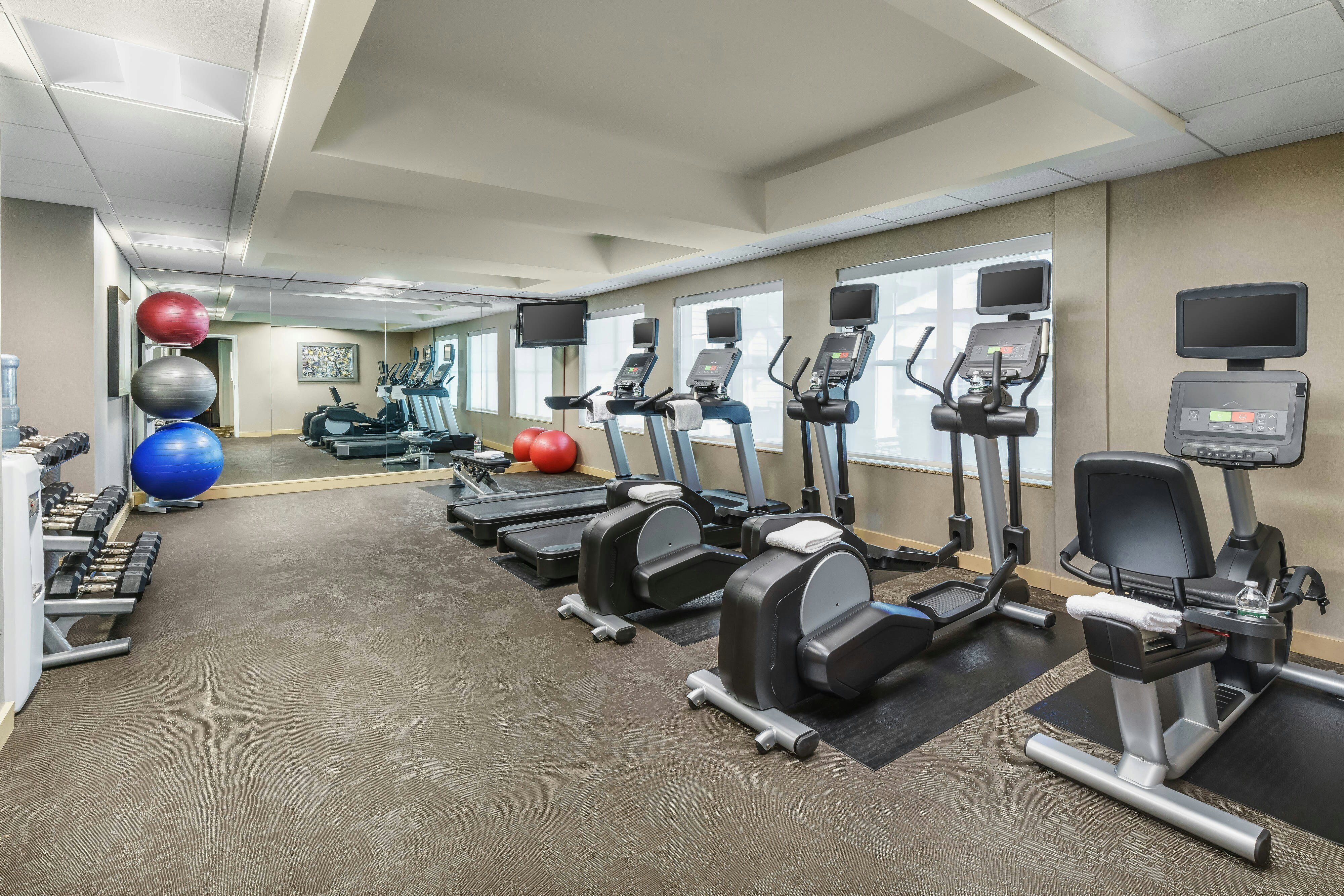 Residence Inn By Marriott Colchester 5/13